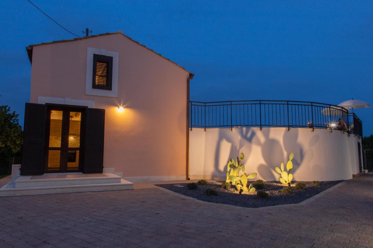 Villa Tatai Country House By Dimore Trinacria Belvedere  Buitenkant foto